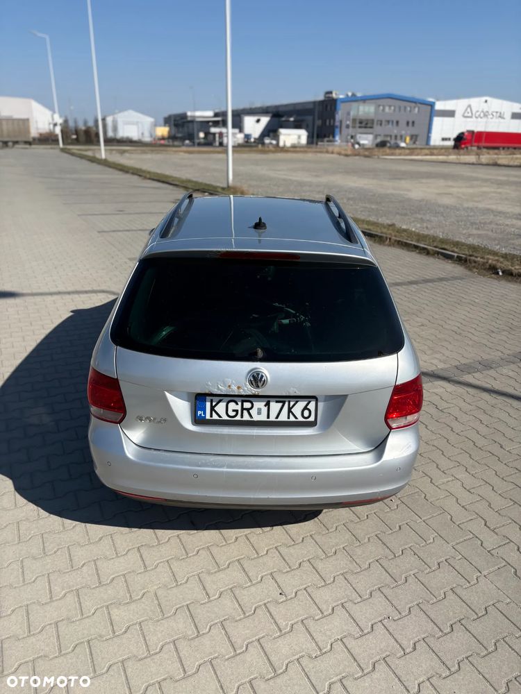 Volkswagen Golf - 9