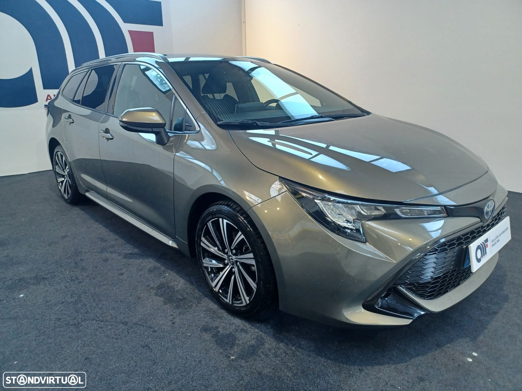 Toyota Corolla Touring Sports 1.8 Hybrid Comfort+P.Sport - 1