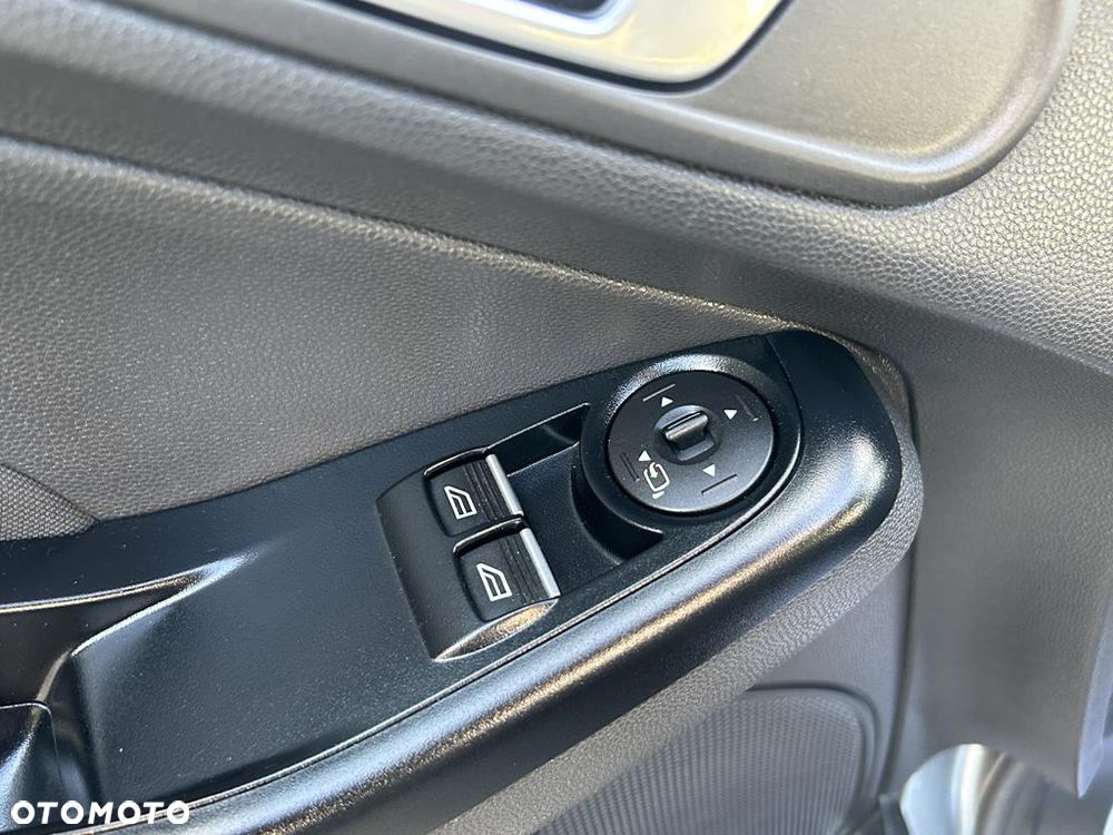 Ford Fiesta - 28