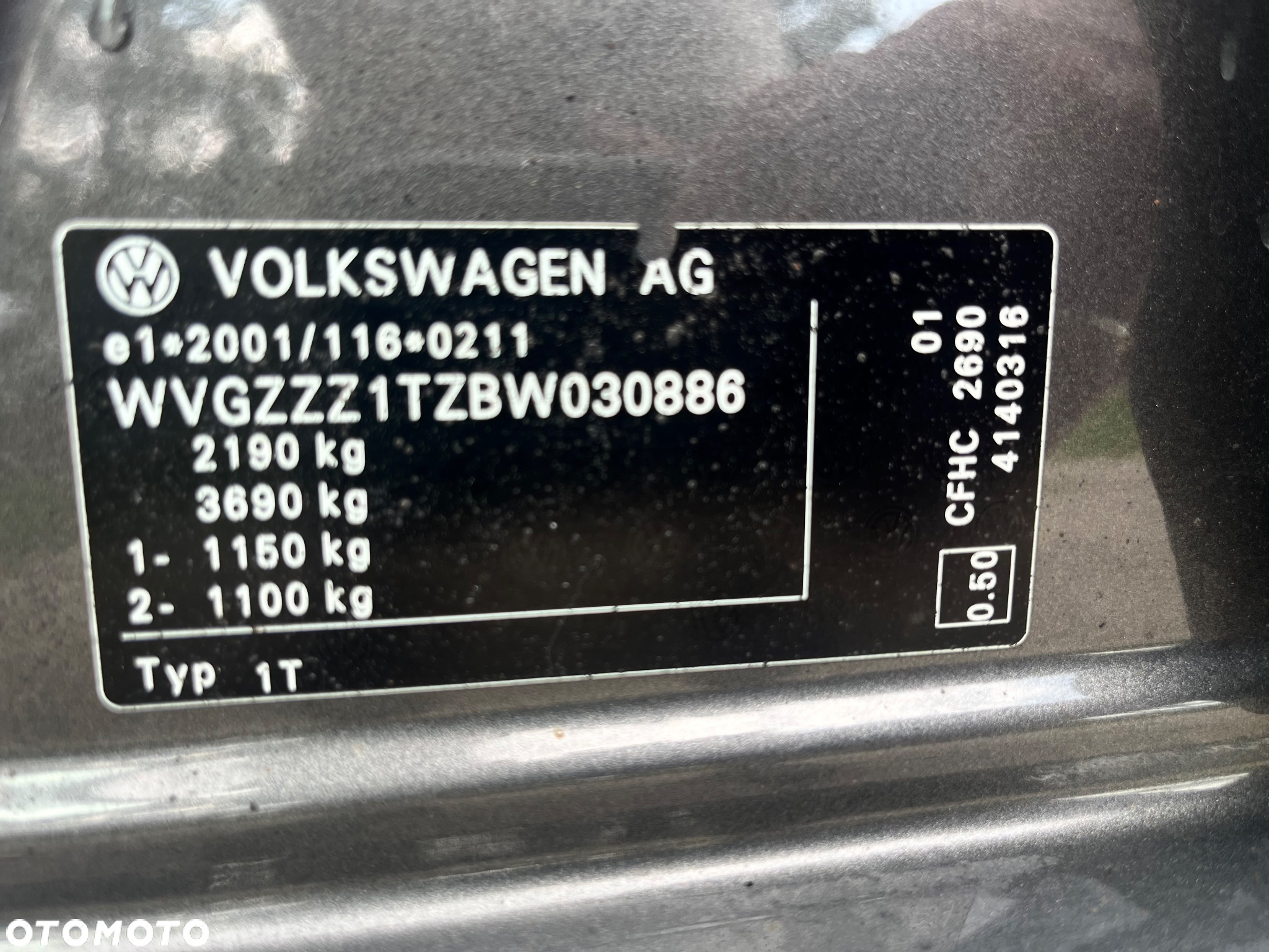 Volkswagen Touran 2.0 TDI DPF Highline - 34