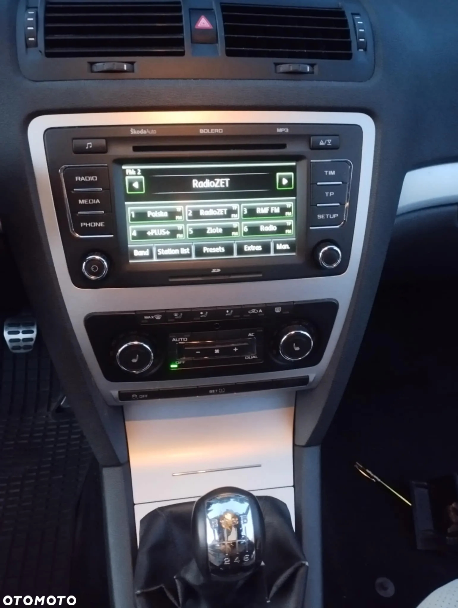 Skoda Octavia Combi 2.0 TDI CR DPF RS - 7