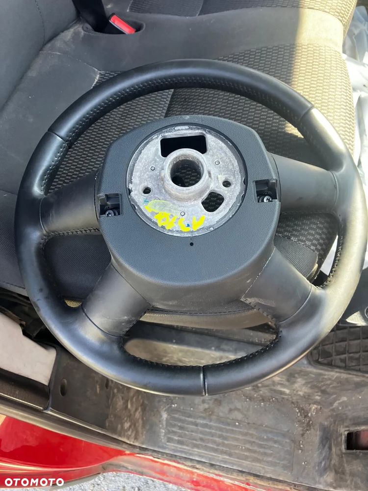 KIEROWNICA MULTIFUNKCYJNA AUDI A3 8P 08-12 - 2