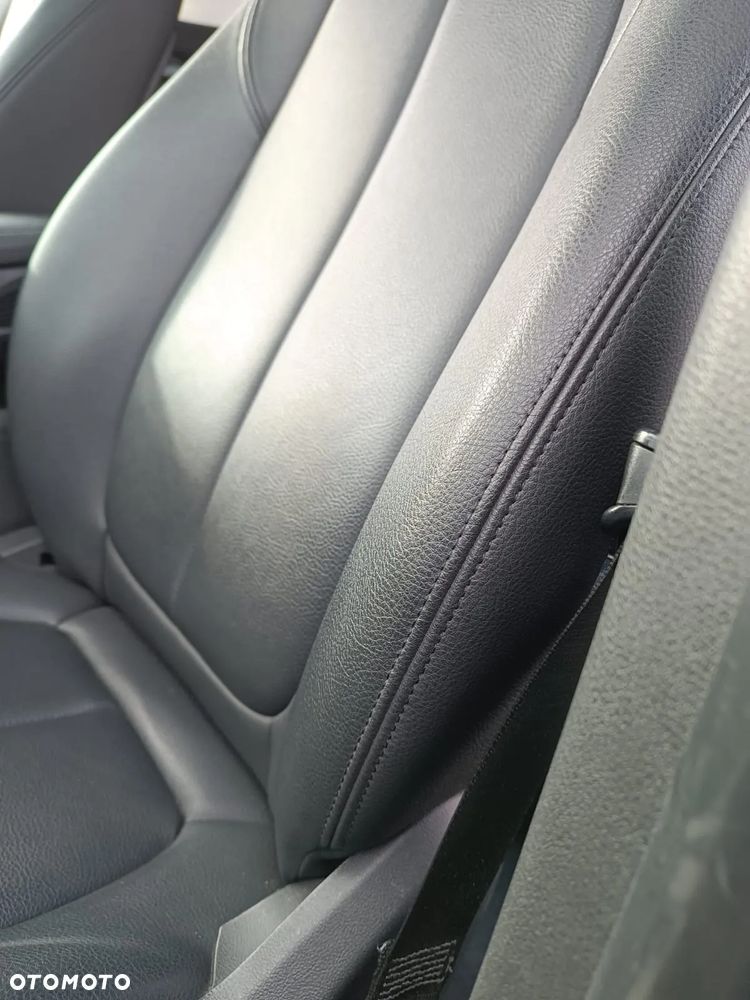 BMW X1 xDrive25i xLine - 14