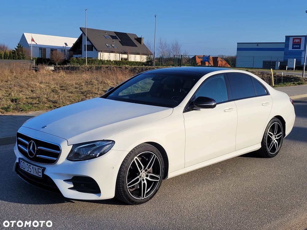 Mercedes-Benz Klasa E 220 d 4-Matic 9G-TRONIC - 1