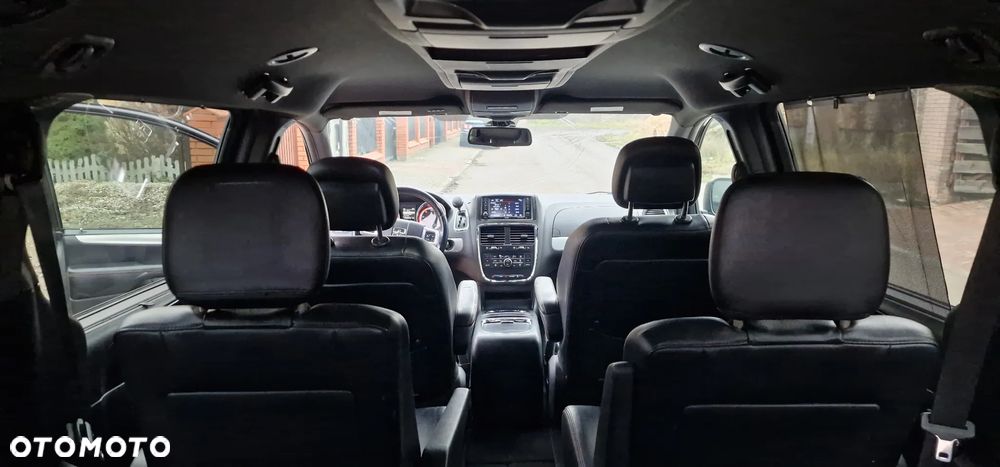 Dodge Grand Caravan - 27
