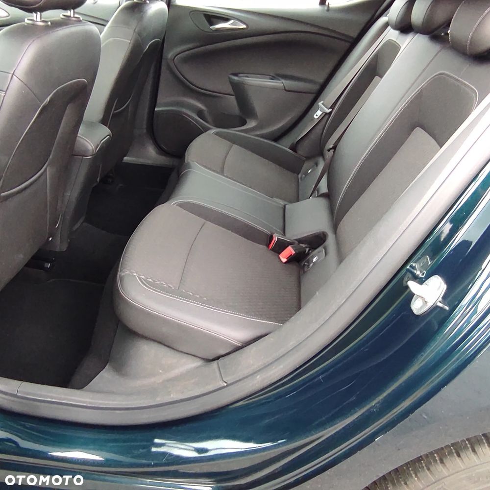 Opel Astra - 35