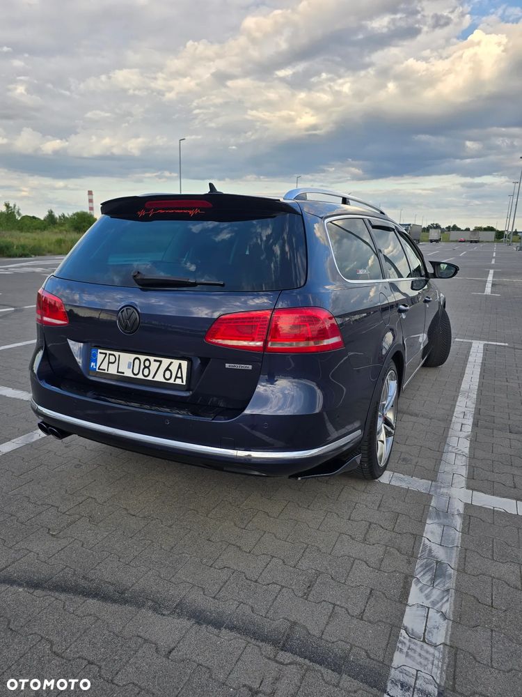 Volkswagen Passat 2.0 TDI 4Mot Highline - 2