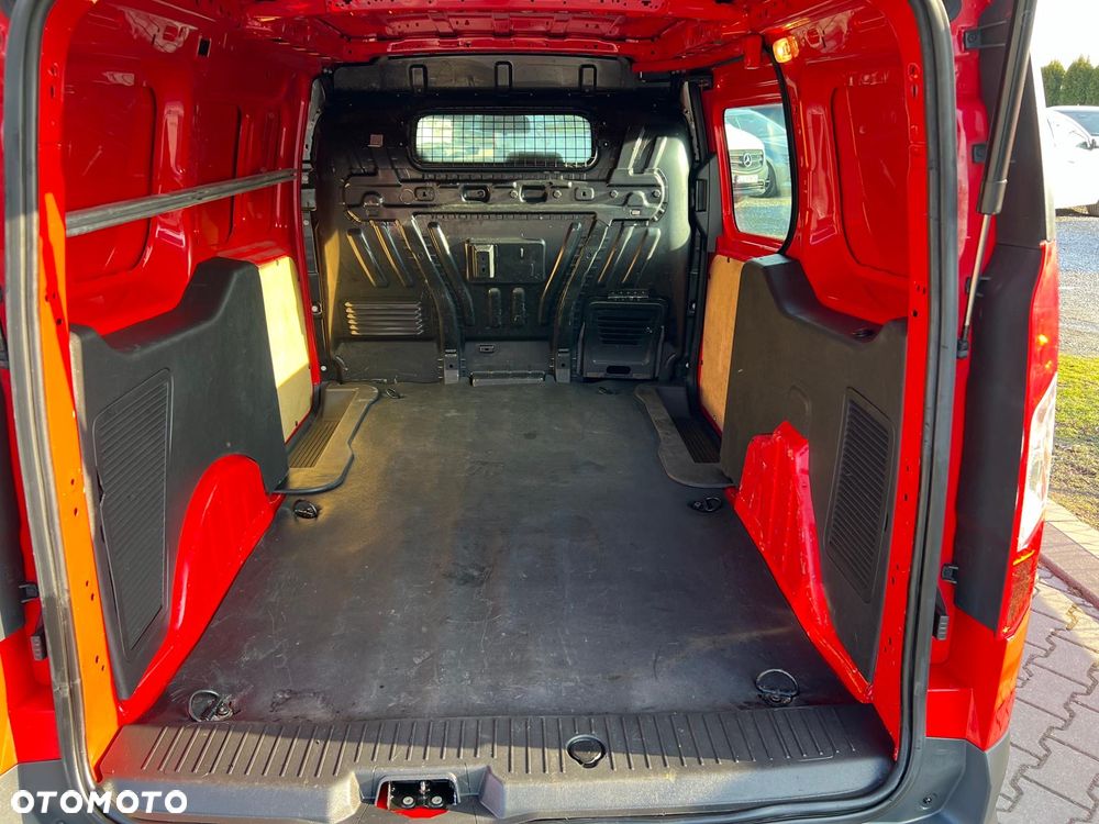 Ford Transit Connect - 16