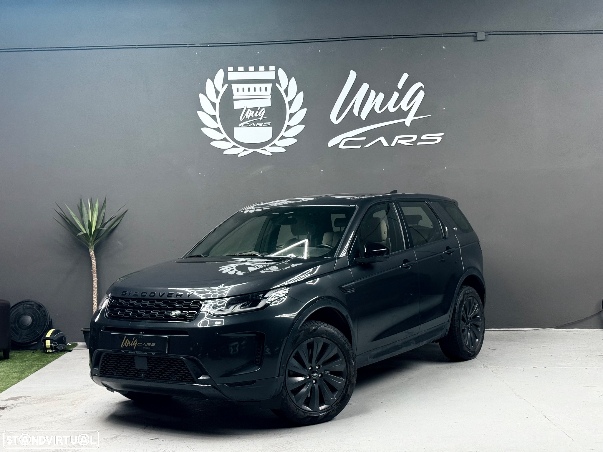 Land Rover Discovery Sport 2.0 D165 AWD-Dynamic SE - 4