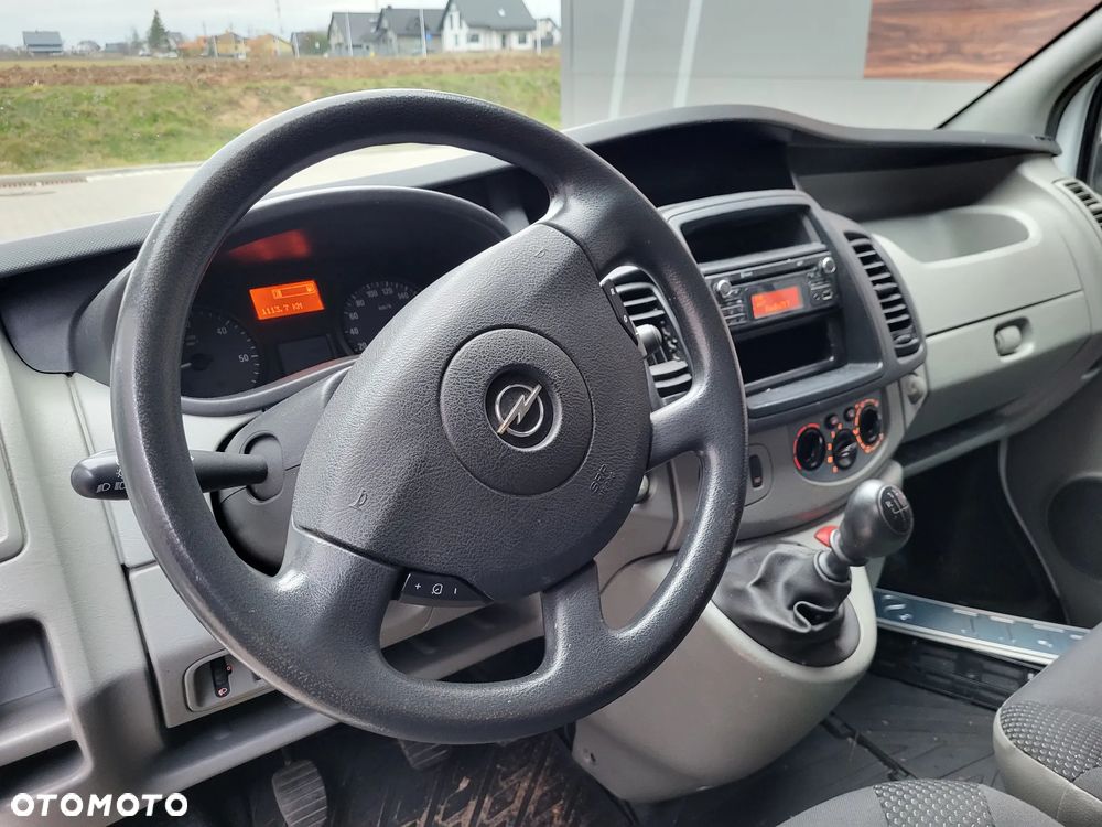 Opel Vivaro - 9