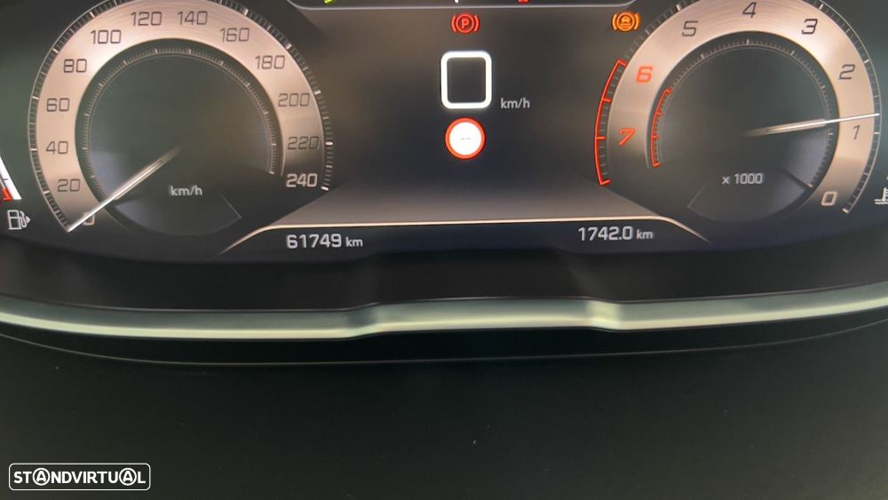 Peugeot 3008 1.2 PureTech GT EAT8 - 44