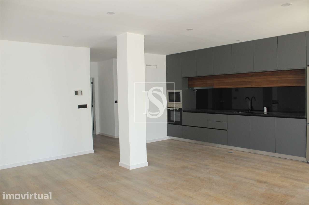 Apartamento T2 em Lixa - Grande imagem: 2/12