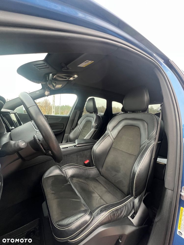 Volvo XC 60 T5 AWD Geartronic RDesign - 10