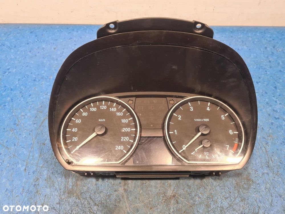 BMW 116 LICZNIK 912258701 - 1