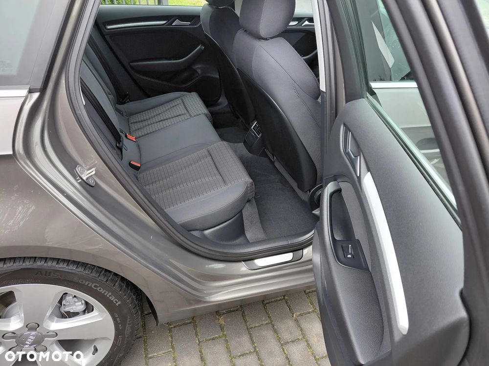 Audi A3 Sportback 1.4 TFSI S tronic Attraction - 30