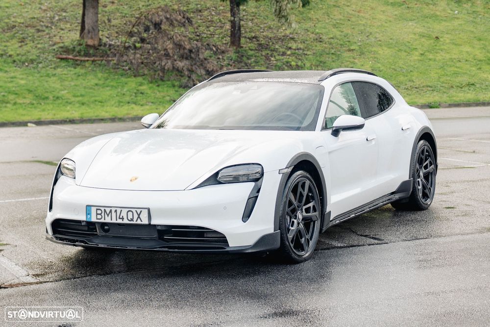 Porsche Taycan Cross Turismo 4 - 1