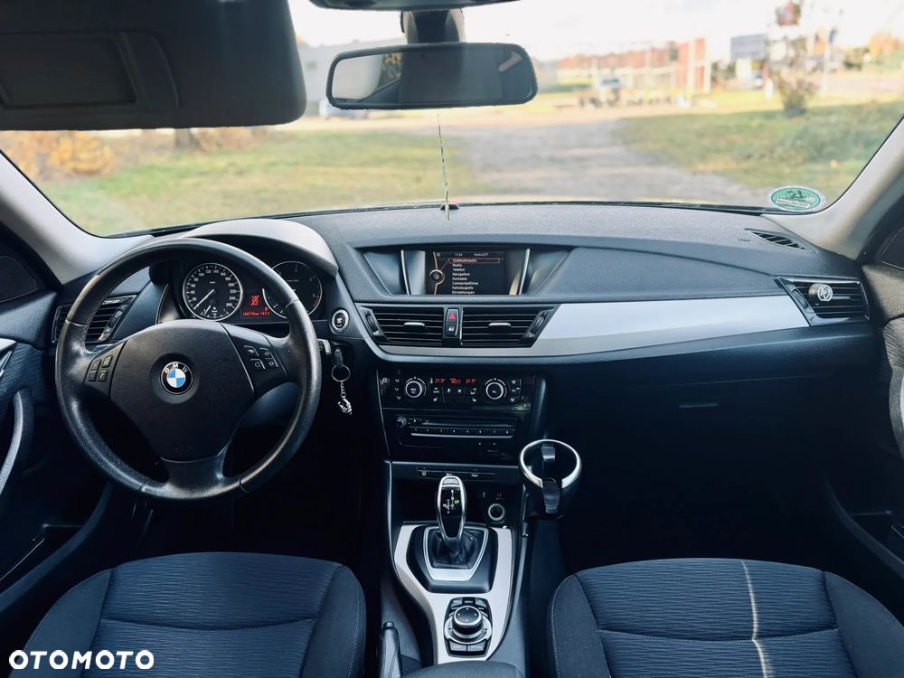 BMW X1 sDrive18d xLine - 7