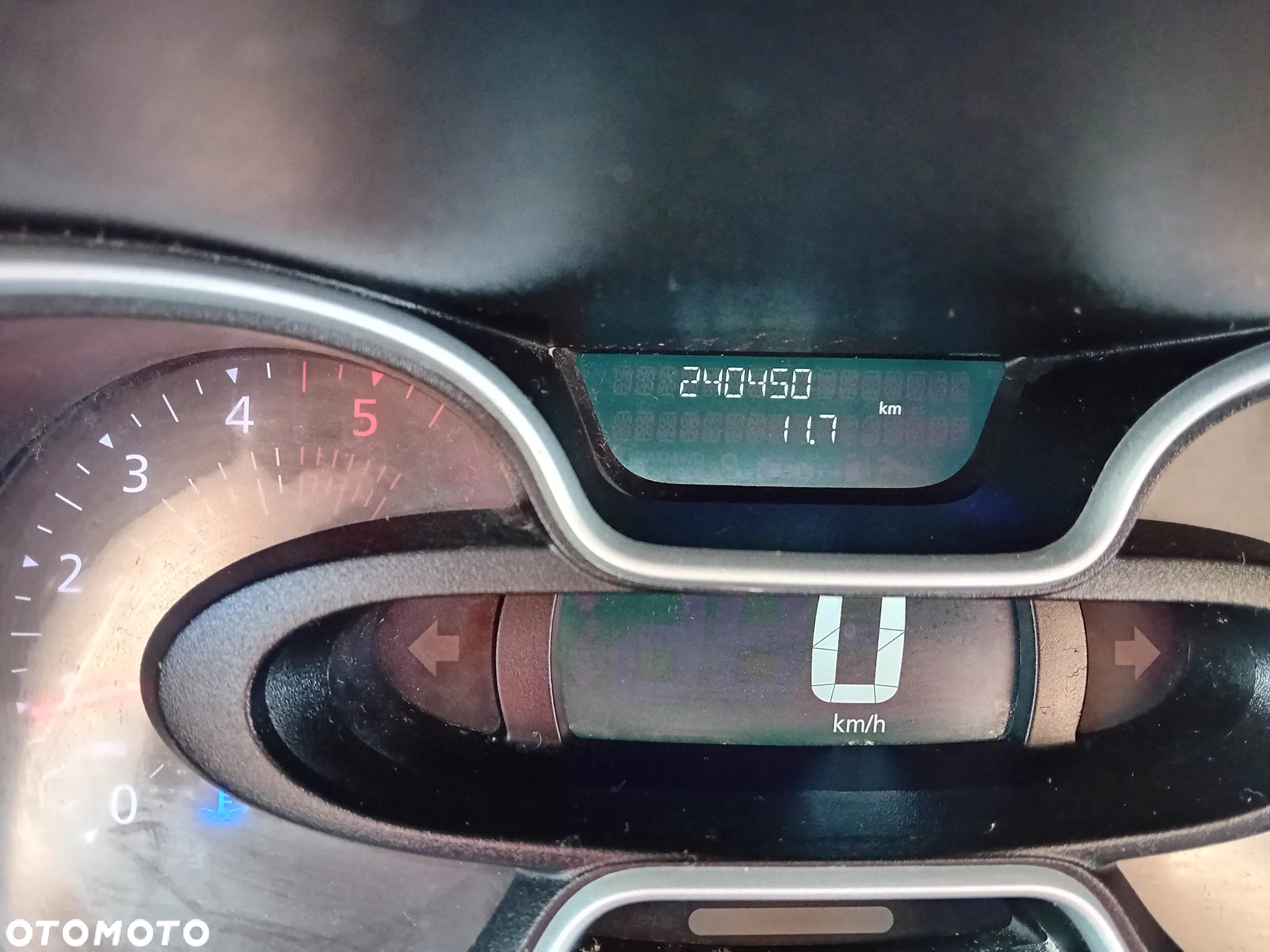 Nissan NV300 - 29