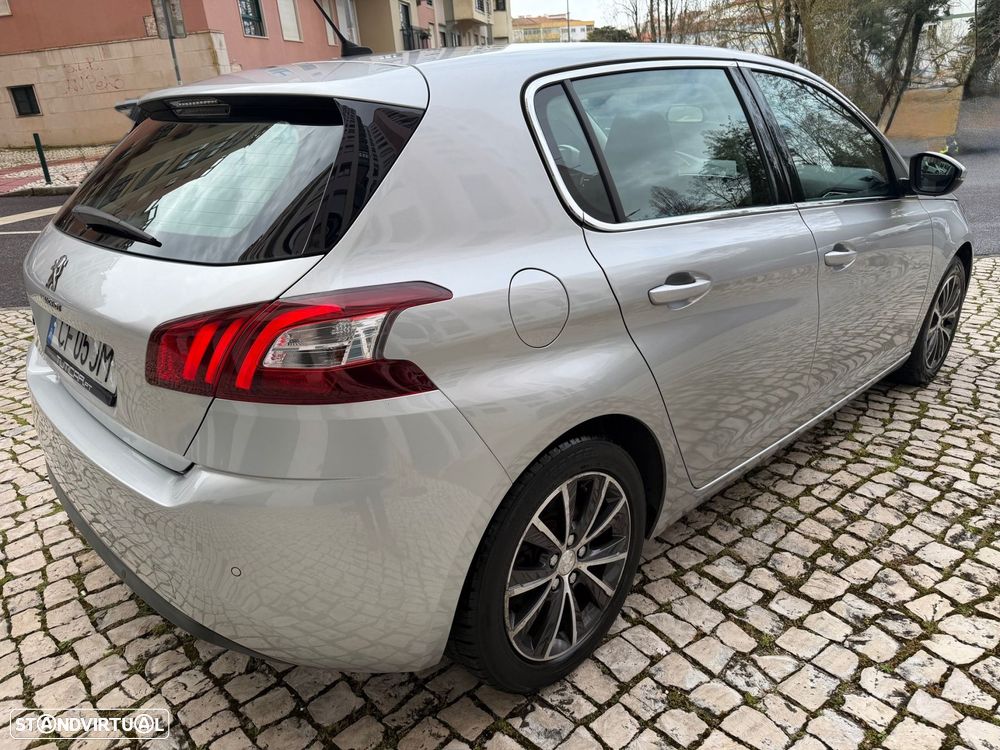 Peugeot 308 125 THP Allure - 24