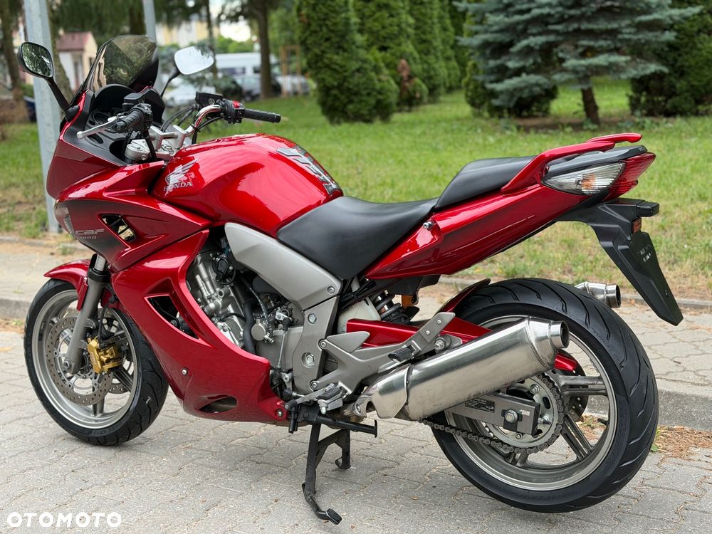 Honda CBF - 3