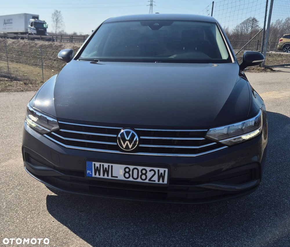 Volkswagen Passat 1.5 TSI EVO Essence DSG - 5