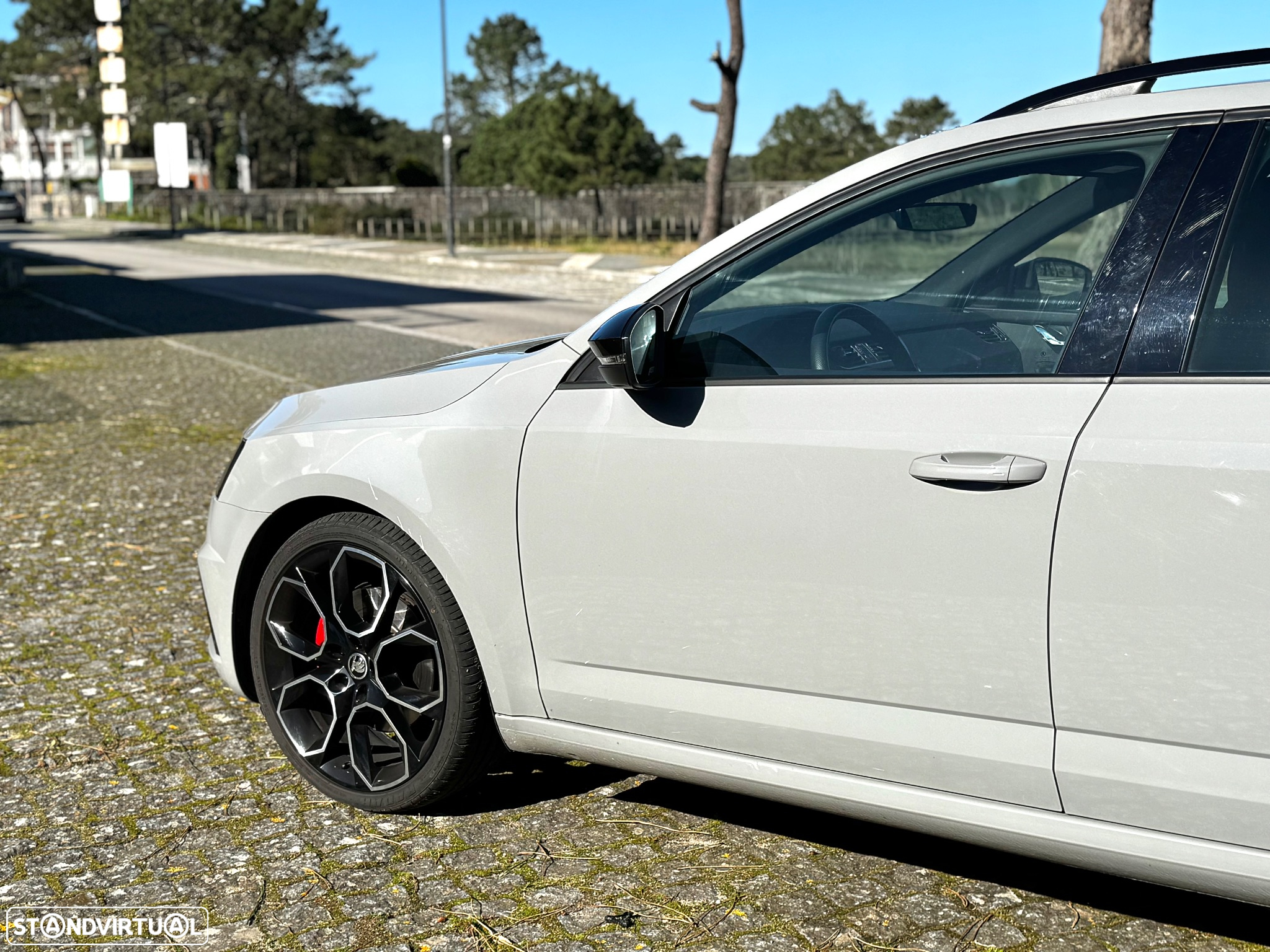 Skoda Octavia Break 2.0 TDI DSG 4x4 RS First Edition - 5