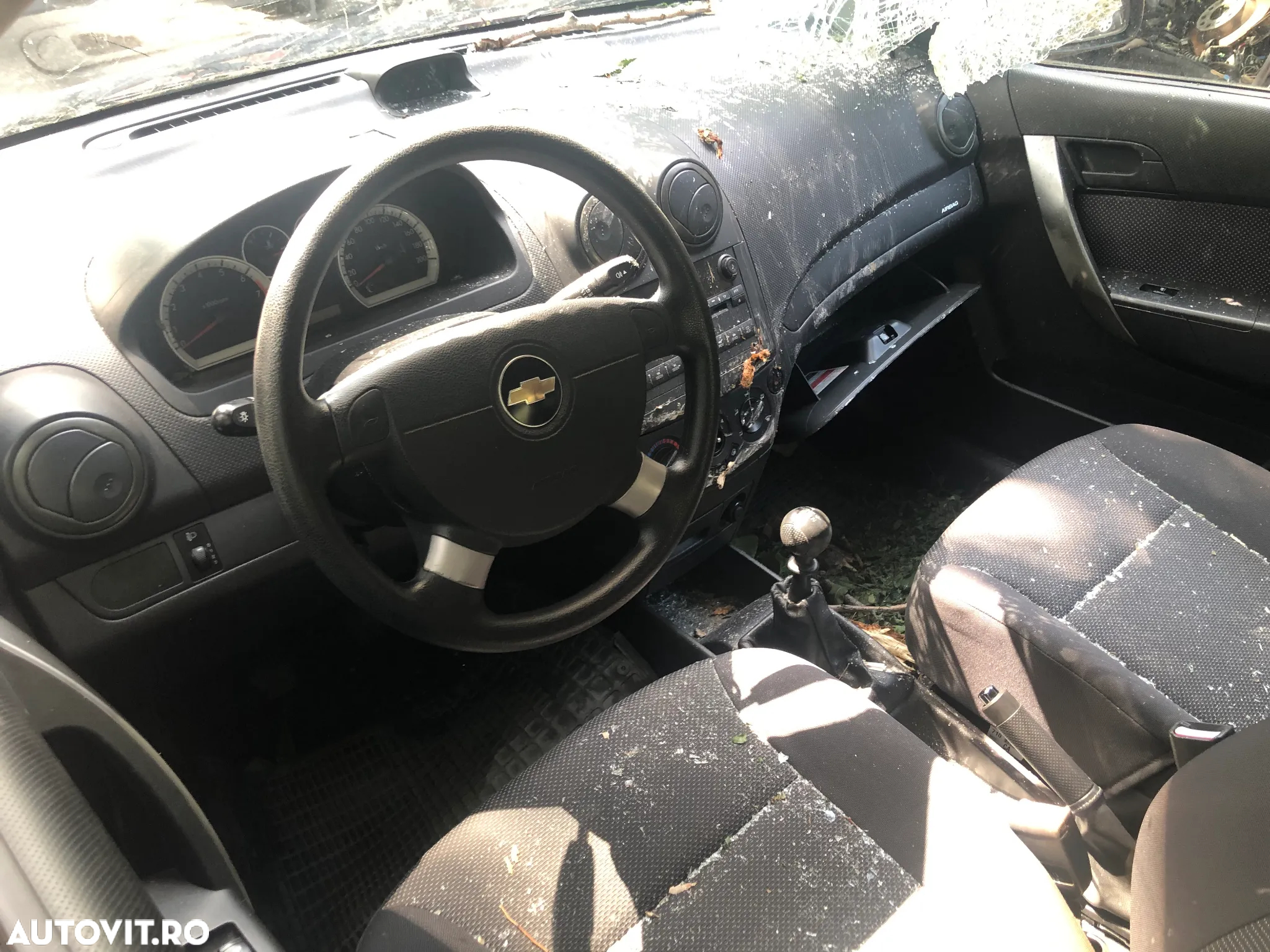 Dezmembrez Chevrolet Aveo 1.4 benzina visiniu 2007 - 8