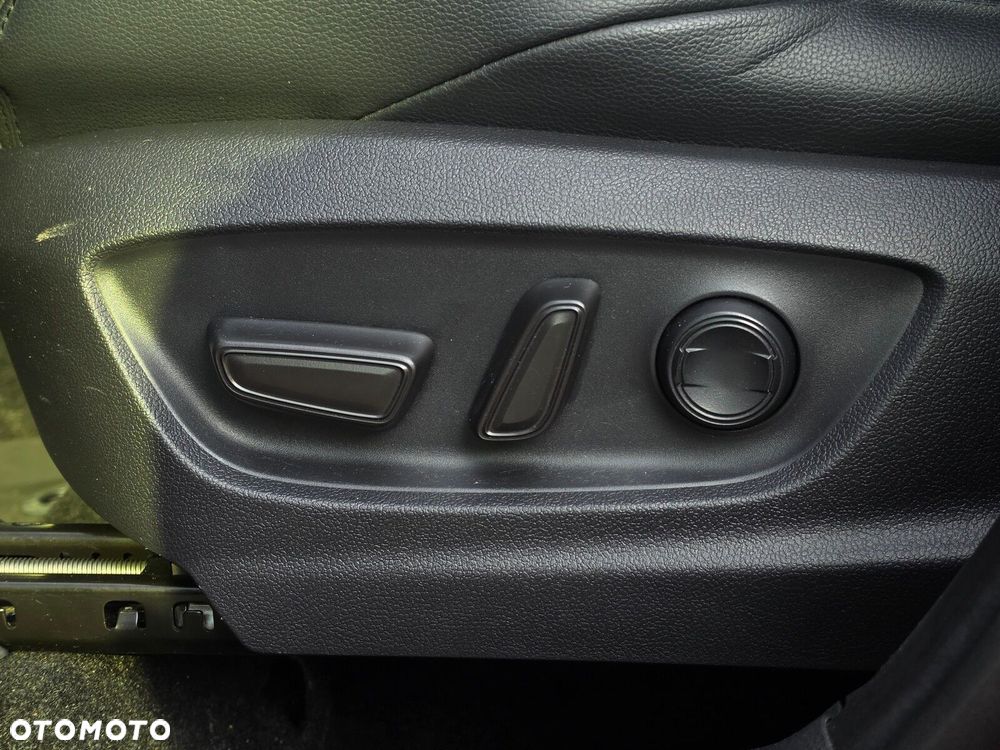 Toyota Corolla Cross 2.0 Hybrid Premiere Edition - 32