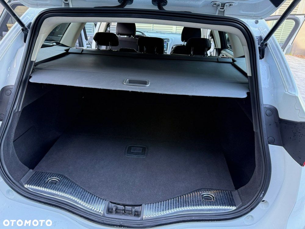 Ford Mondeo - 19