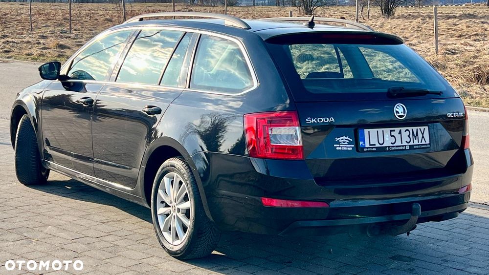 Skoda Octavia 1.6 TDI (Green tec) DSG Ambition - 4