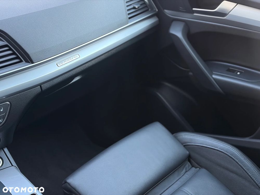Audi Q5 Sportback - 12