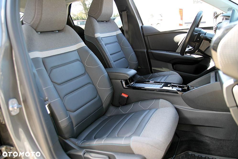 Citroën C4 1.2 PureTech Max S&S EAT8 - 24