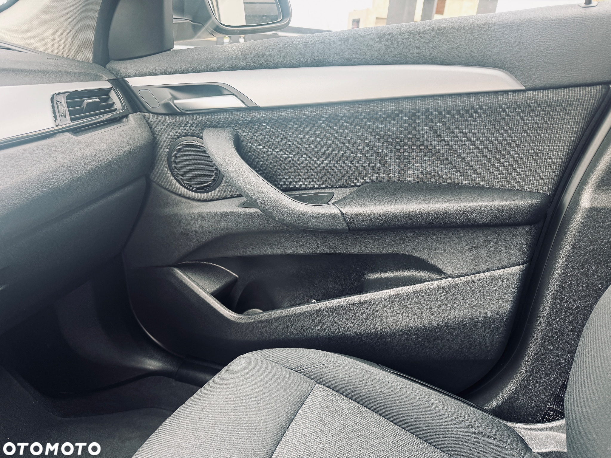 BMW X1 sDrive18d xLine - 35