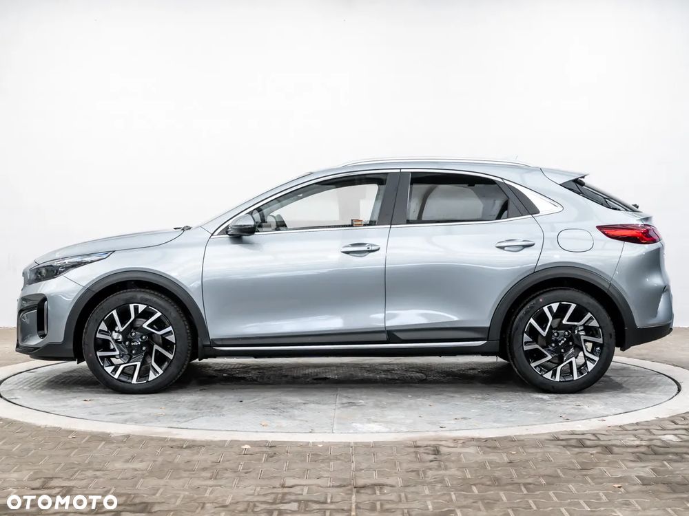 Kia XCeed 1.5 T-GDI Business Line DCT - 2