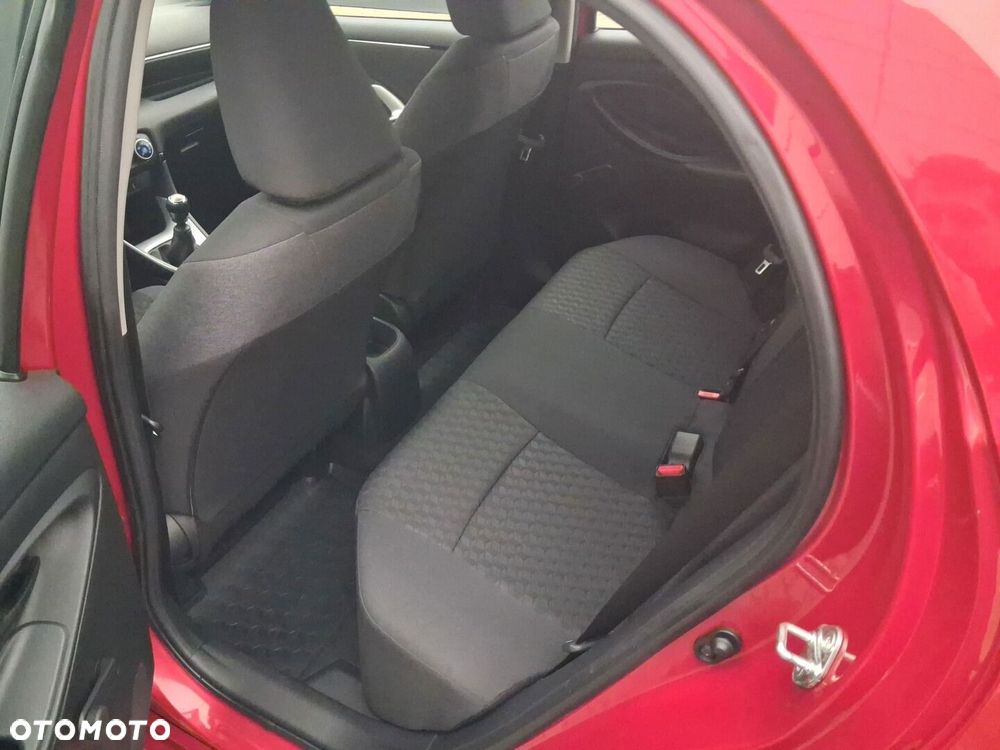 Toyota Yaris - 10