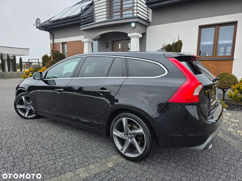 Volvo V60 D4 Geartronic Summum - 12