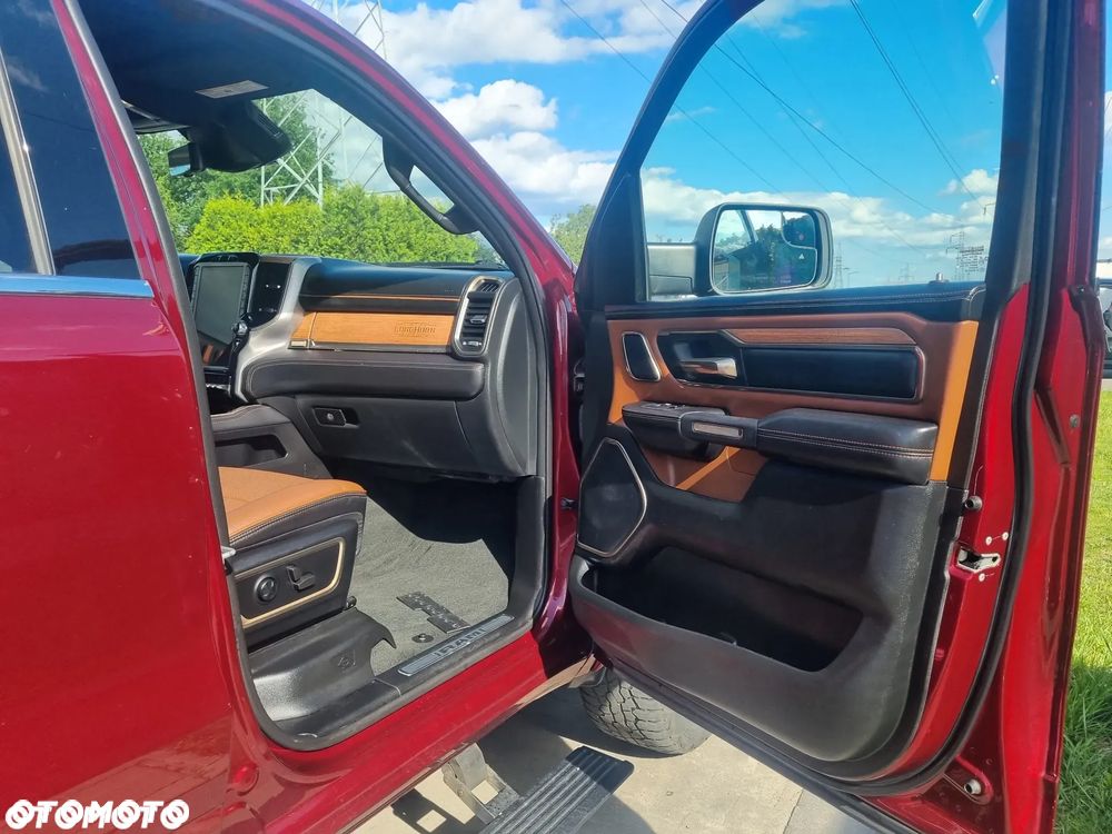 Dodge RAM 5.7 4x4 - 21