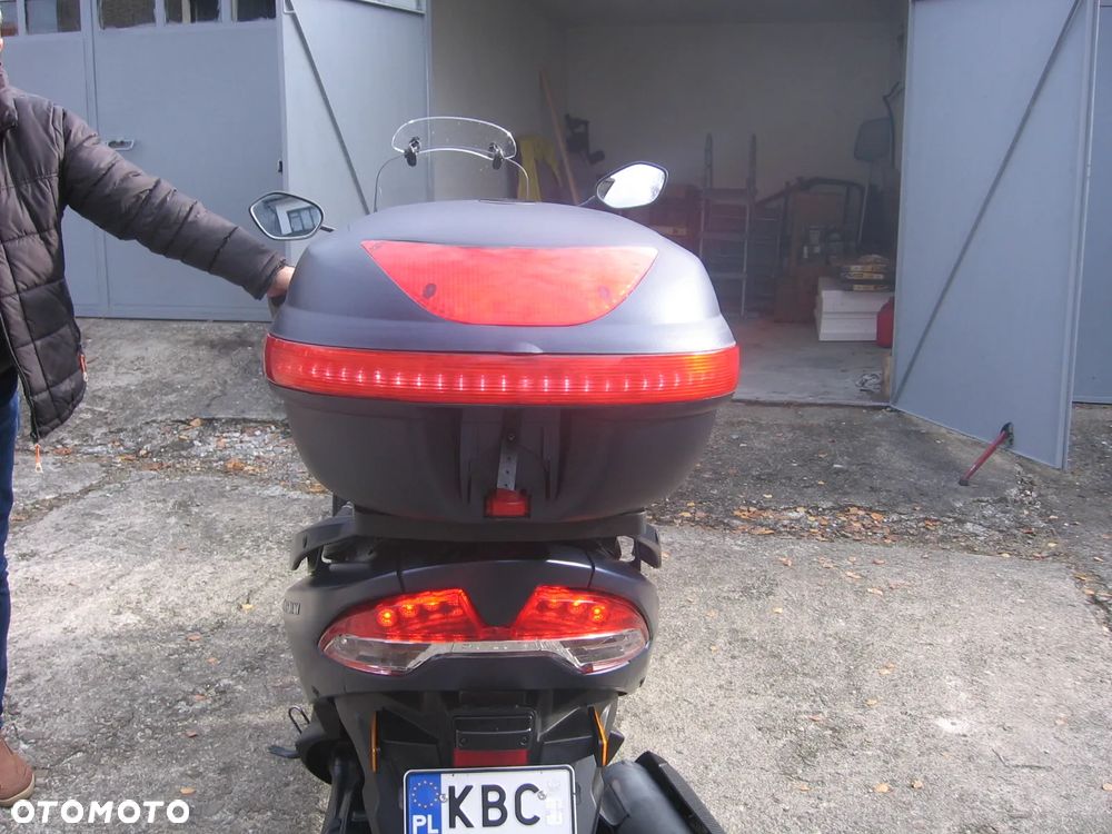 Suzuki Burgman - 9