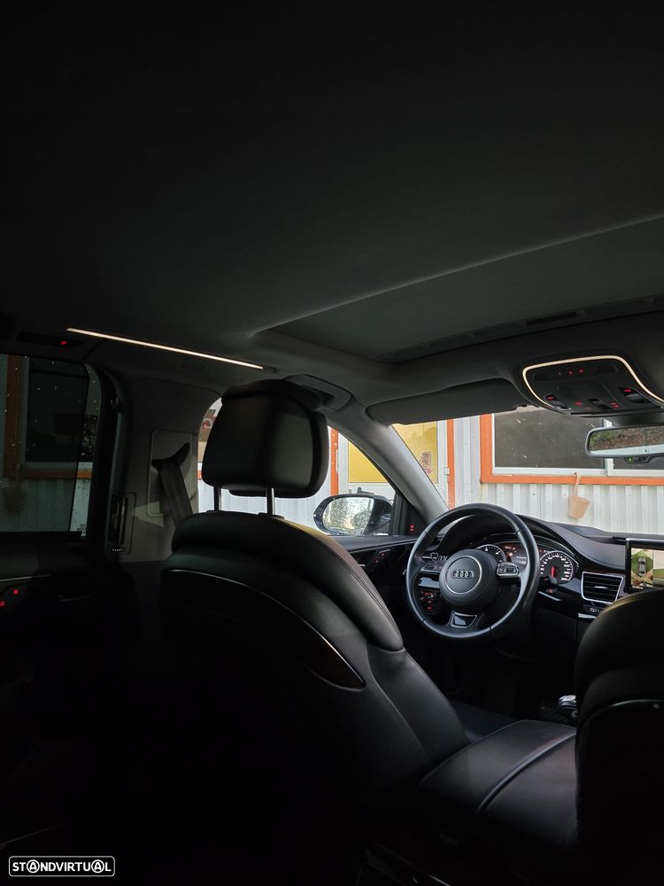 Audi A8 - 12