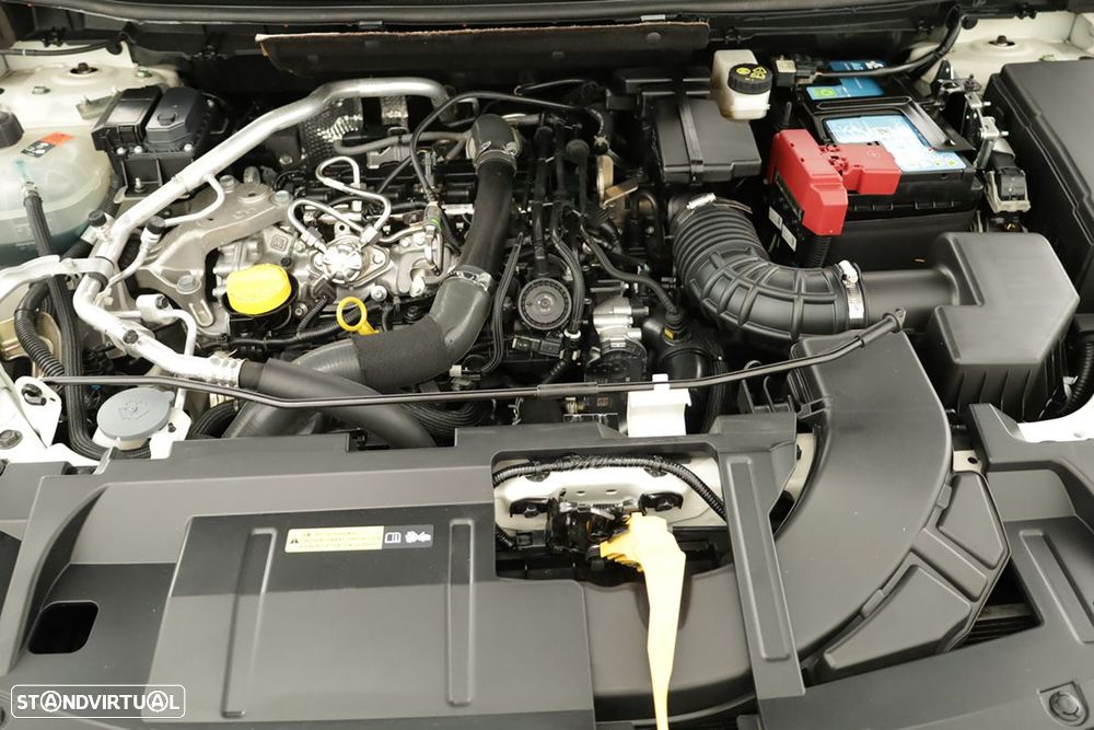 Nissan Qashqai 1.3 DIG-T Premiere Edition - 26