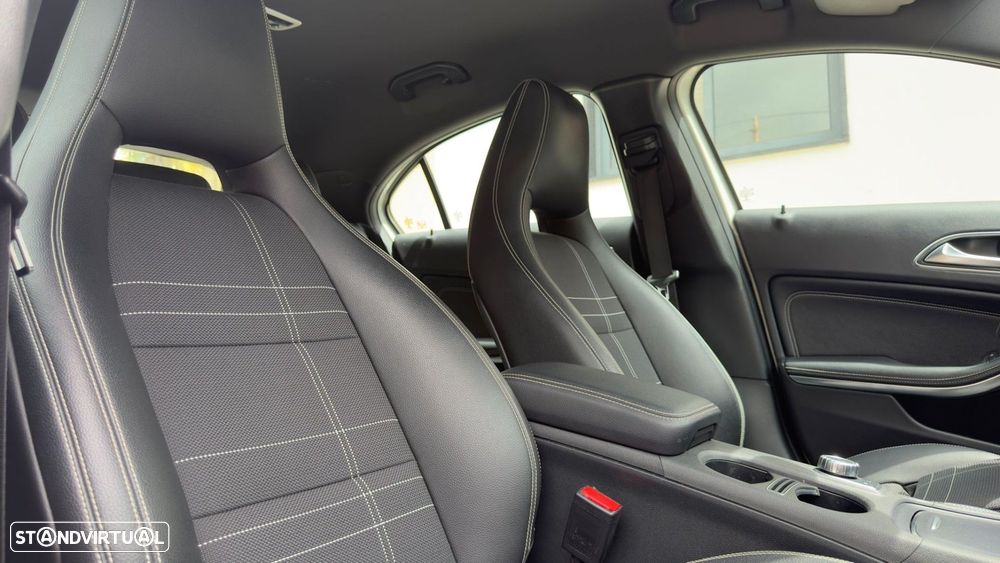 Mercedes-Benz A 160 d Urban Aut. - 10