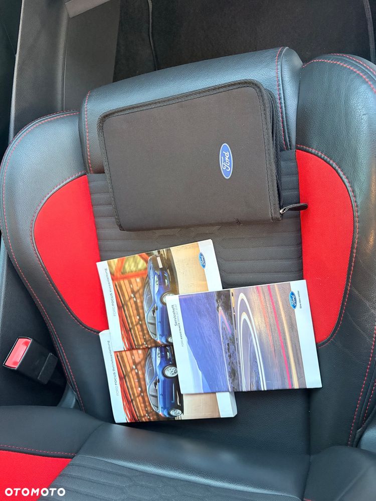 Ford Focus SW 2.0 EcoBoost ST - 21