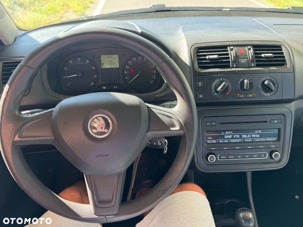 Skoda Fabia 1.2 HTP Fresh - 23