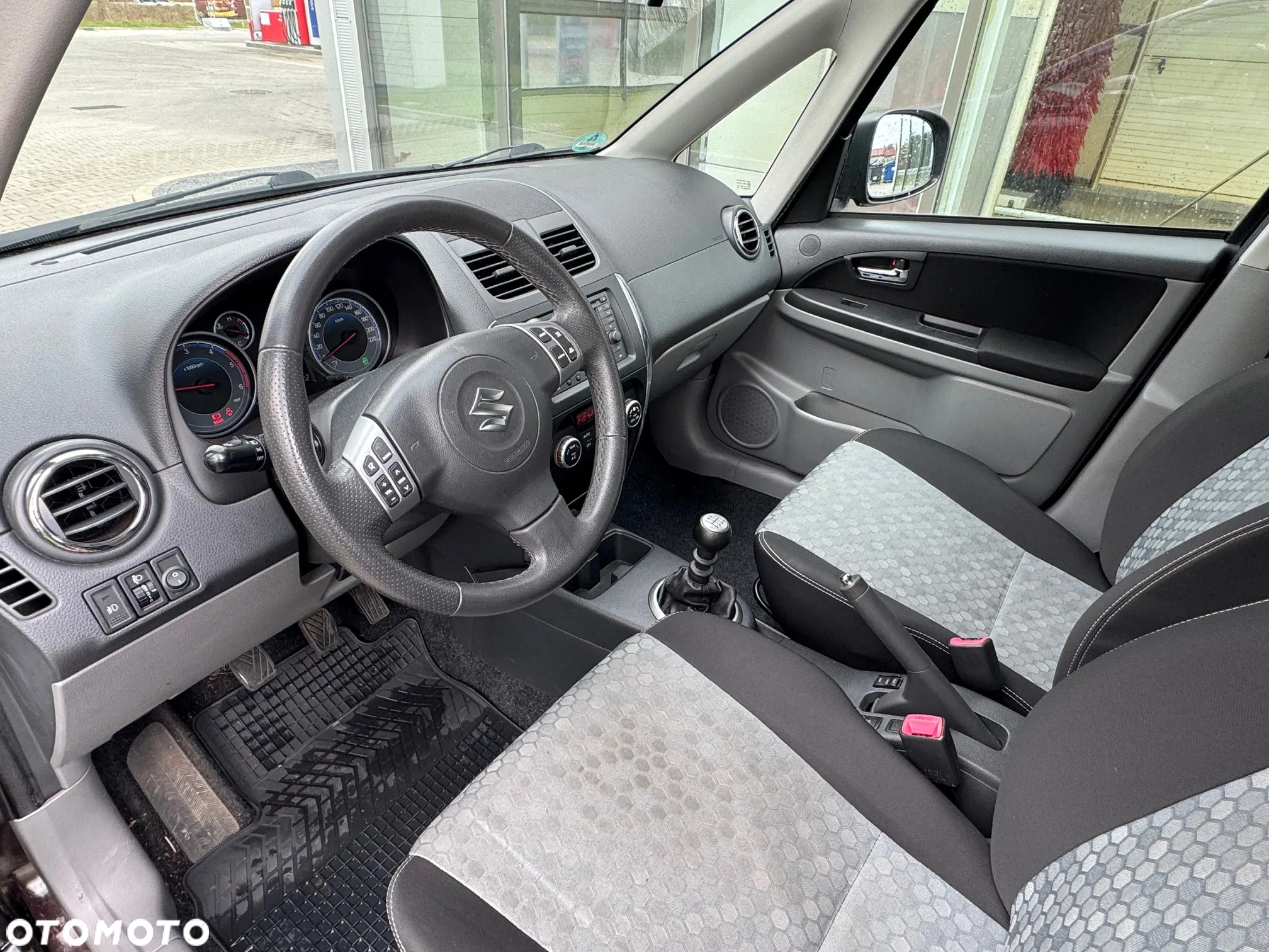 Suzuki SX4 2.0 DDiS 4x4 Style - 11