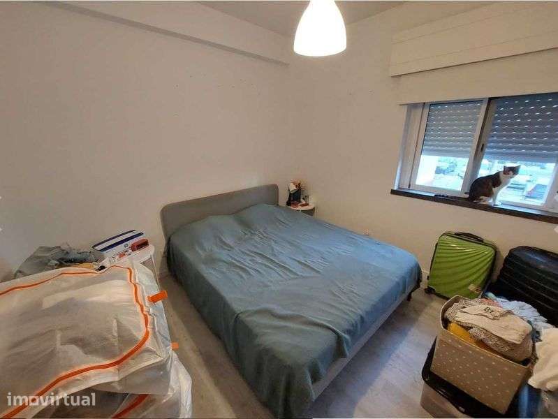 T1 MOBILADO COM COZINHA EQUIPADA EM CORROIOS — 900 €/MÊS - Grande imagem: 4/8