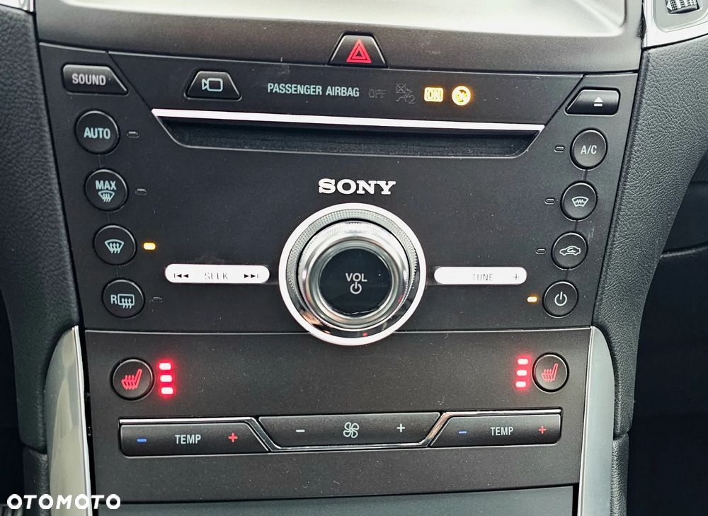 Ford S-Max 2.0 EcoBlue Titanium - 24