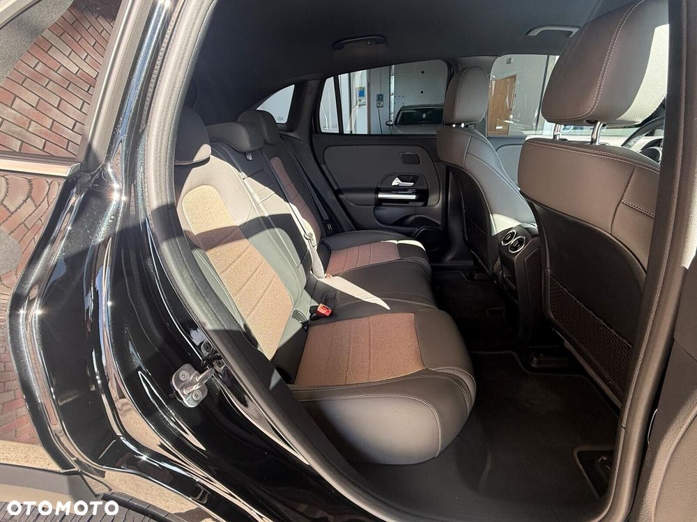 Mercedes-Benz EQA 300 66.5kWh 4-Matic Progressive - 13