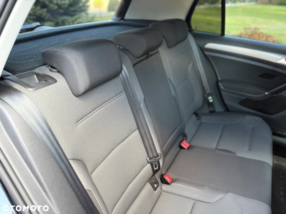 Volkswagen Golf VII 1.6 TDI BMT Comfortline - 13