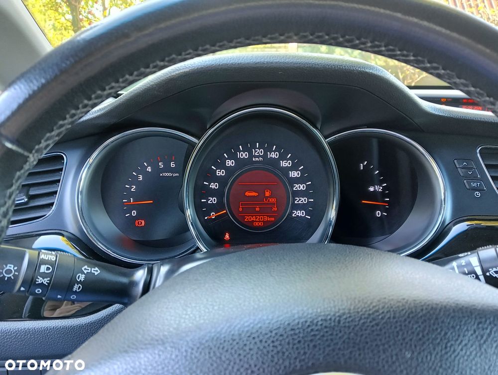 Kia Ceed 1.6 CRDi L - 11