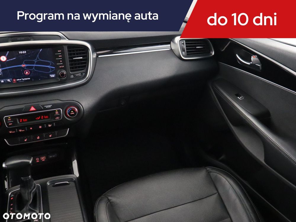 Kia Sorento - 10